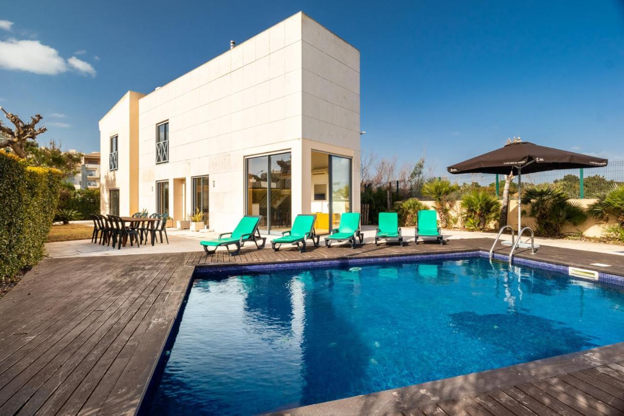 Linda Oura 4br 10 New For Rent! Сasa de vacaciones